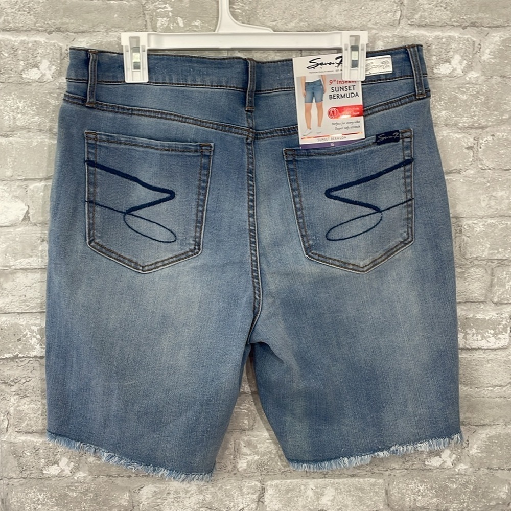 Seven7 Sunset Bermuda Shorts - Picture 3 of 7